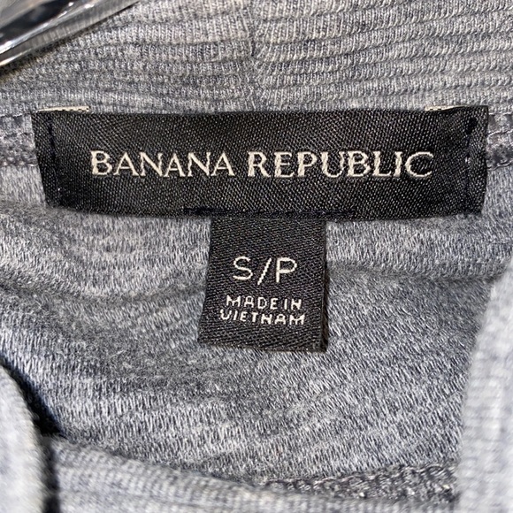 High turtle neck dress from Banana Republic - Picture 3 of 6